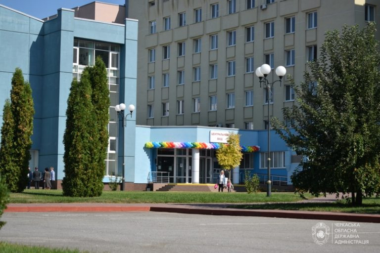 обласна лікарня