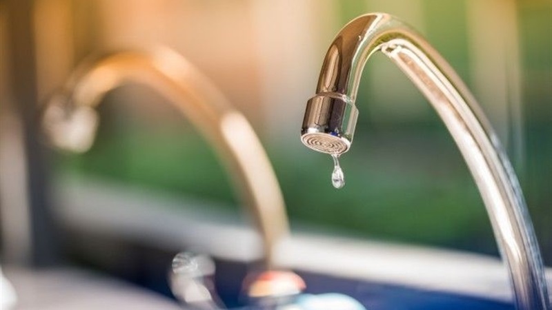 вода