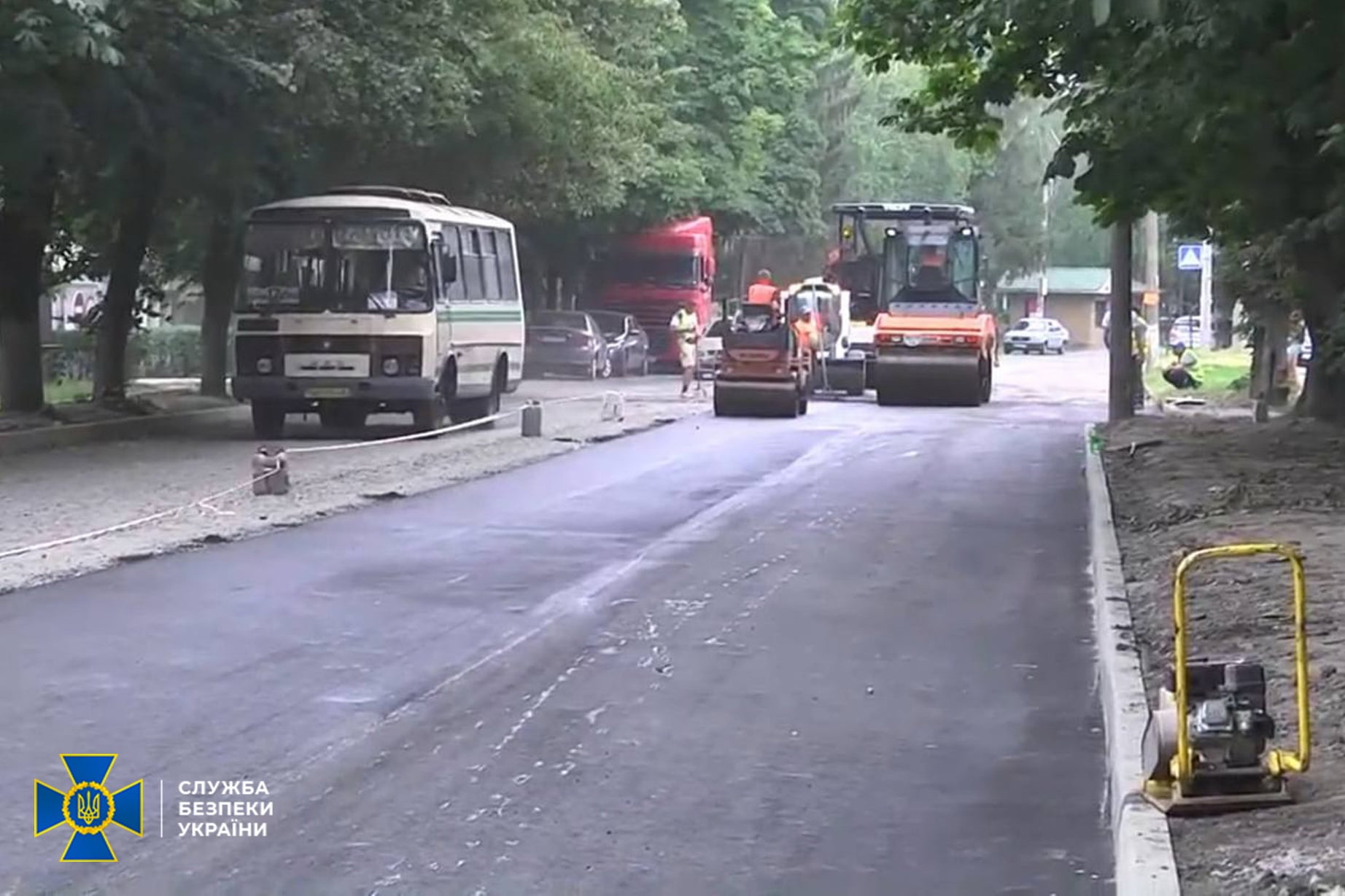 викрали мільйон гривень на ремонті доріг