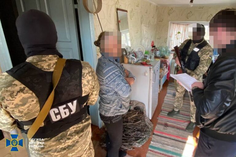 Колаборантку зі Звенигородки засудили: вона не сяде за грати
