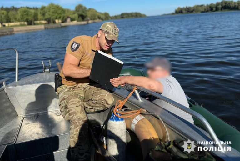 На Дніпрі під Черкасами виявили 26 порушників навігації