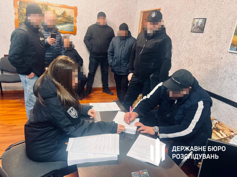 На Черкащині ДБР повідомило про підозру начальнику колонії, який допоміг кримінальним авторитетам провести «сходку»
