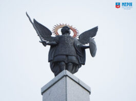 пам'ятник небесної сотні
