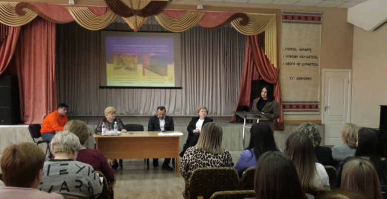У Черкасах працівники дошкілля озвучили свої пропозиції кураторам галузі у місті (ВІДЕО)