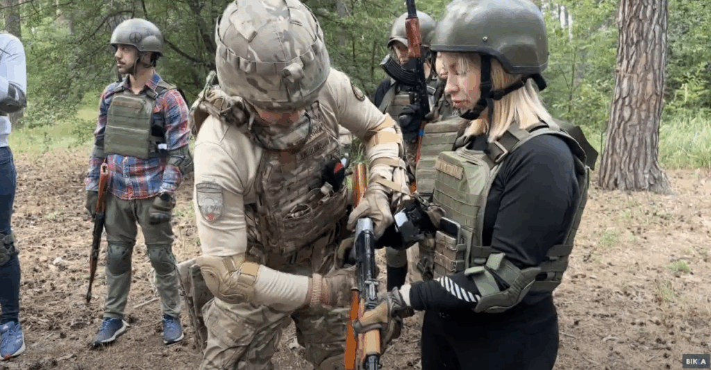 У Черкасах проводять бойову підготовку для цивільних (ВІДЕО)