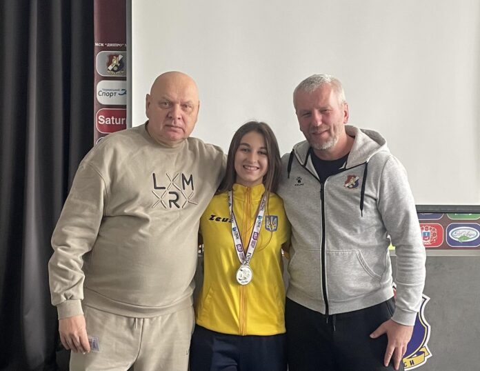 Завгородня