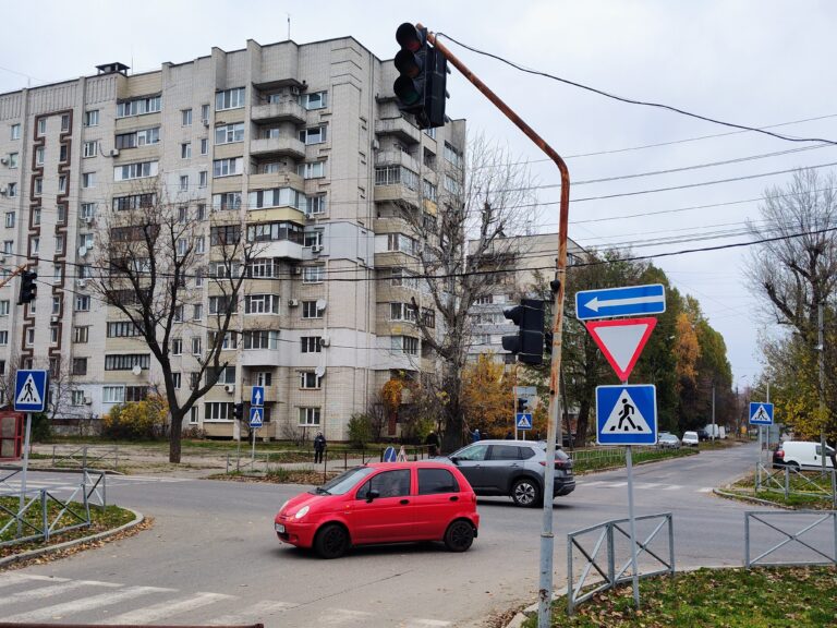 Черкасці скаржаться на ускладнений рух містом, коли не працюють світлофори (ВІДЕО)