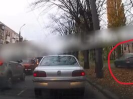 В Черкасах водій об’їхав затор тротуаром — поплатився штрафом