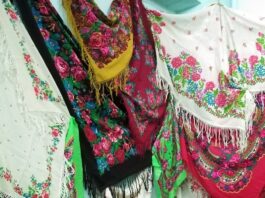 Сьогодні День Української хустки, яка знову в тренді: як Черкащина вшановує традицію